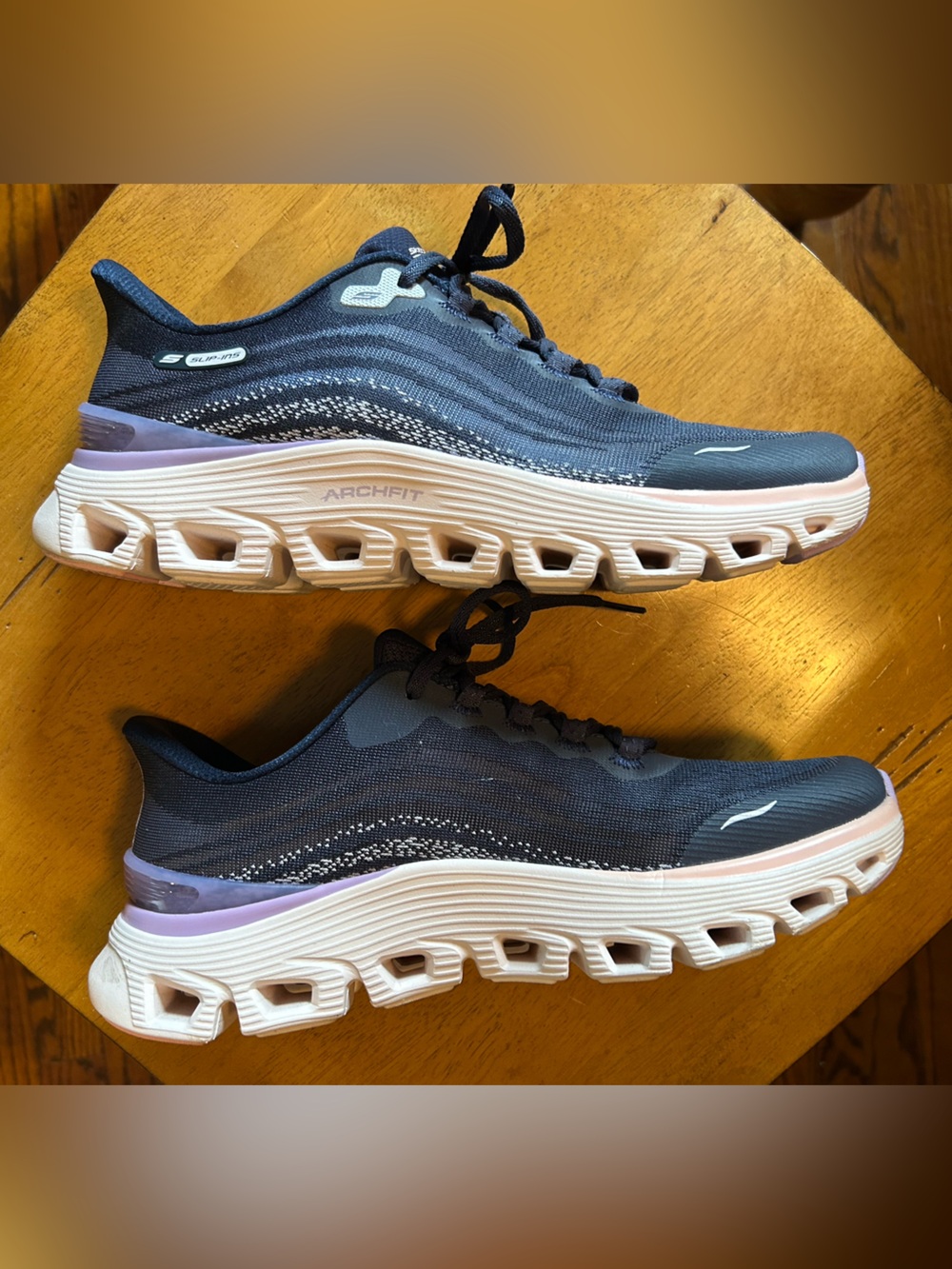 Skechers Women's Navy and Light Pink Arch Fit Lace-Up Sneakers